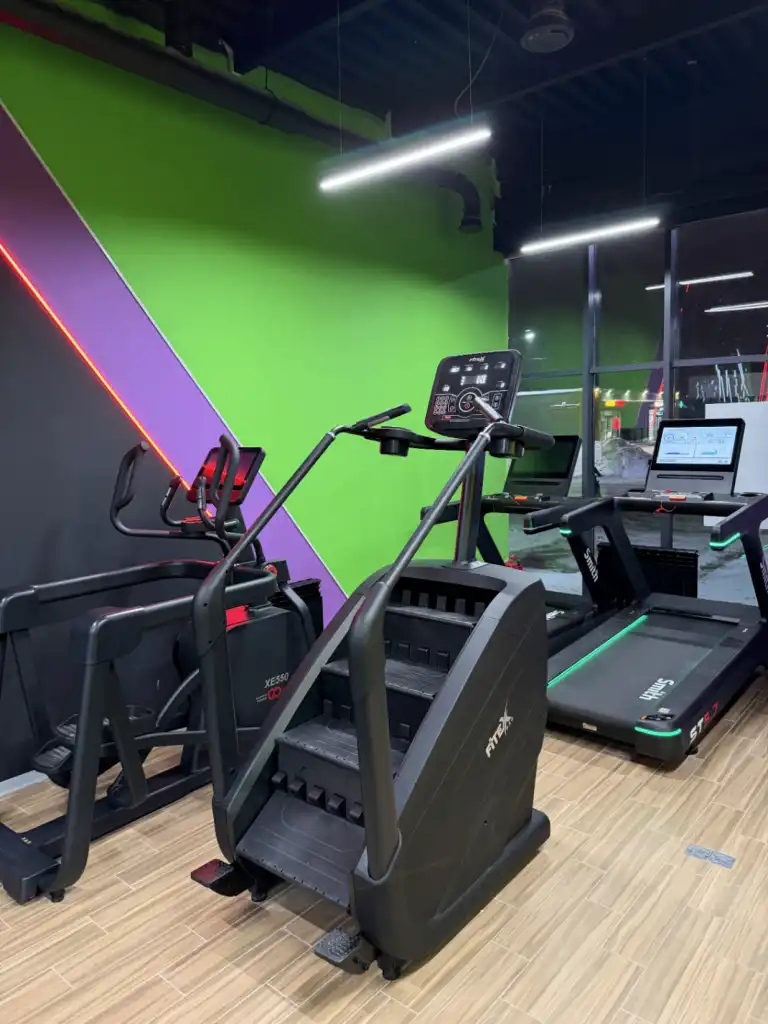 МЫ ОТКРЫЛИСЬ!!!