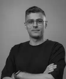 Тренер Шуленин Матвей