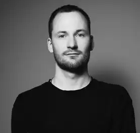 Тренер Лукичев Кирилл