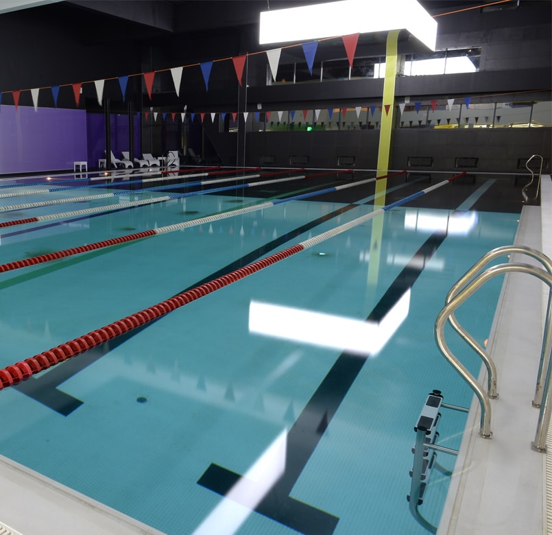 Фитнес-клубы с бассейном в Москве - купить абонемент в тренажерный зал с бассейном